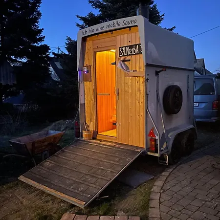 Apartment Mitten Im Garten *