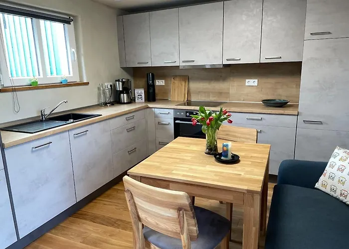 Apartamento Mitten Im Garten