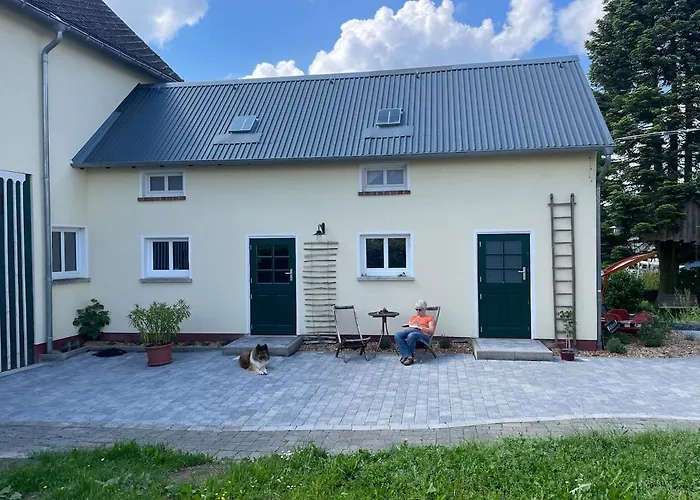 Apartamento Mitten Im Garten